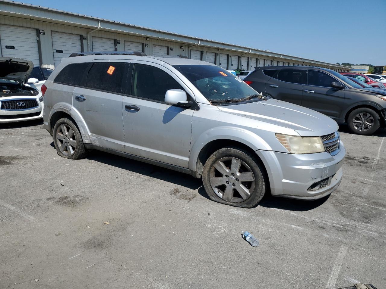 2011 DODGE JOURNEY
