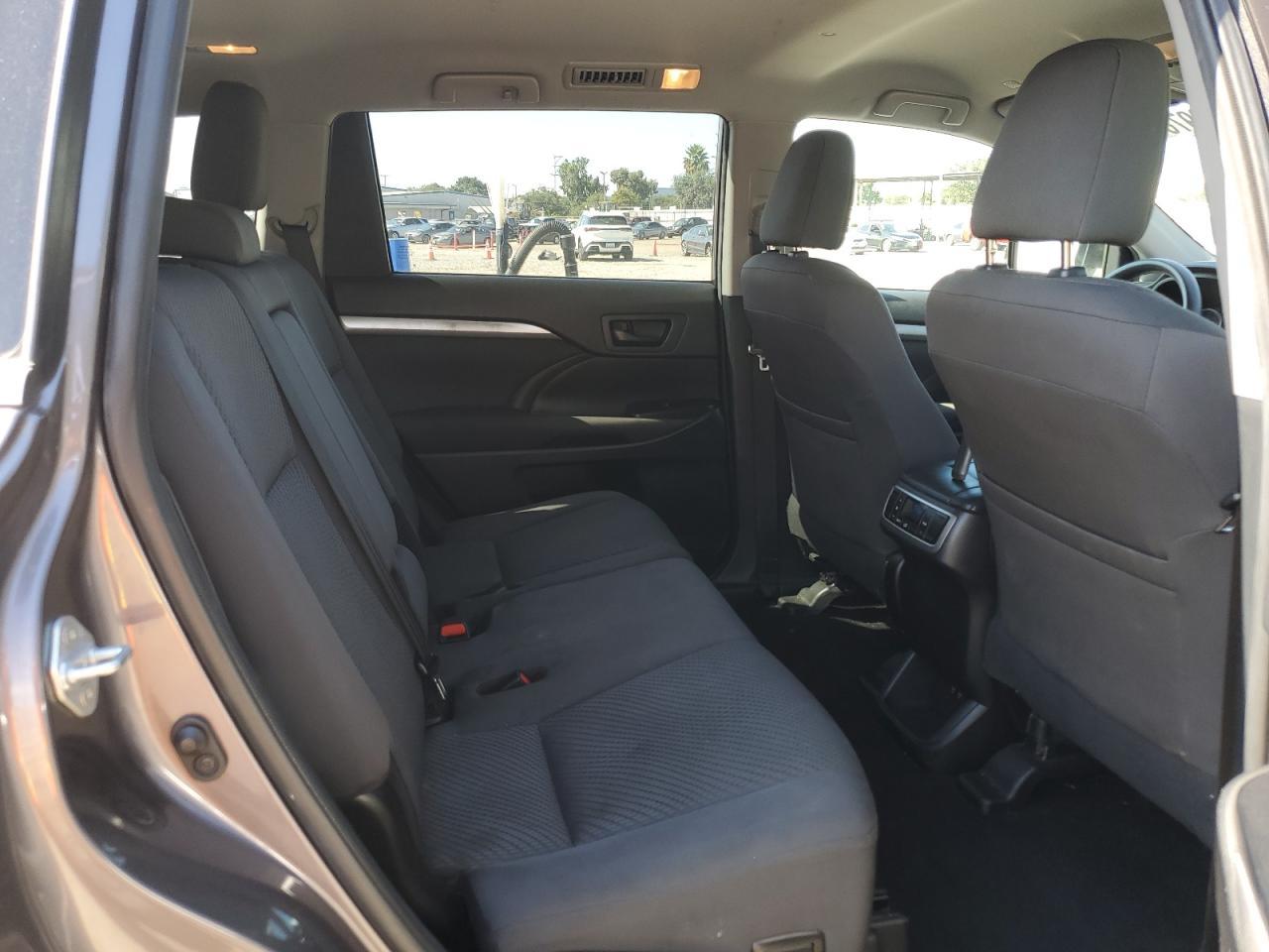 2019 TOYOTA HIGHLANDER