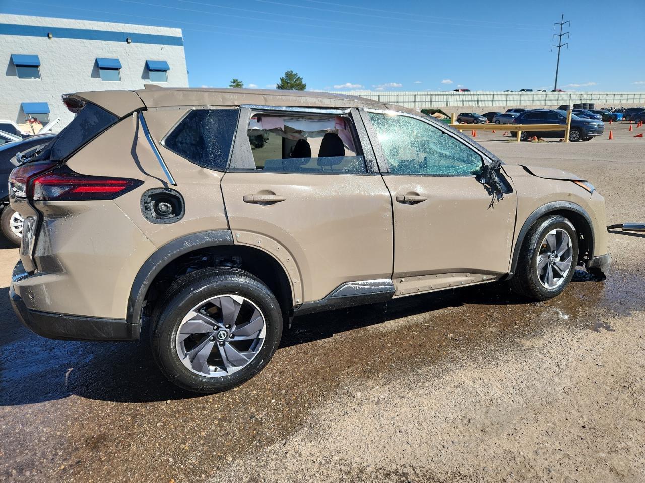 2025 NISSAN ROGUE