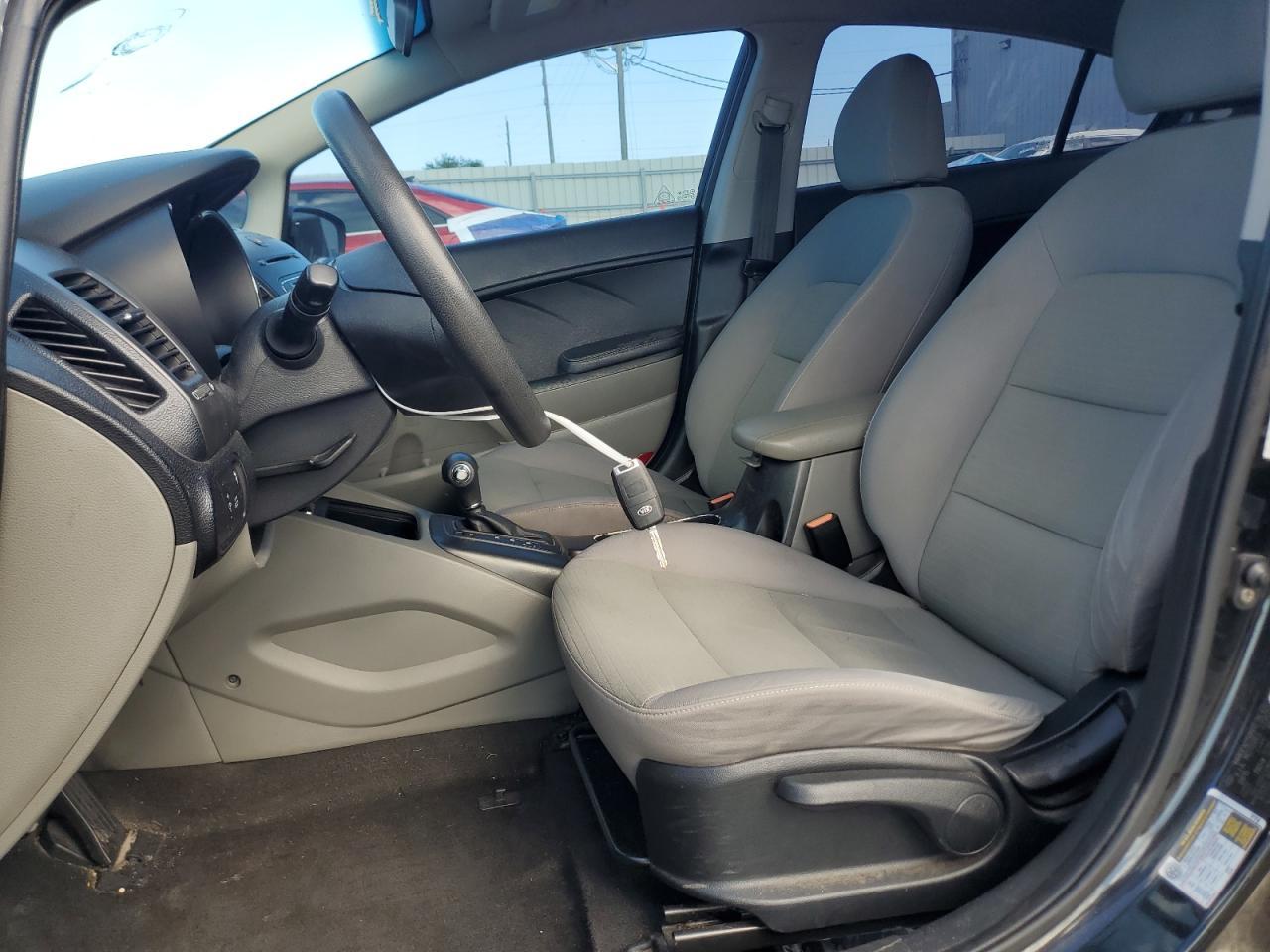 2016 KIA FORTE