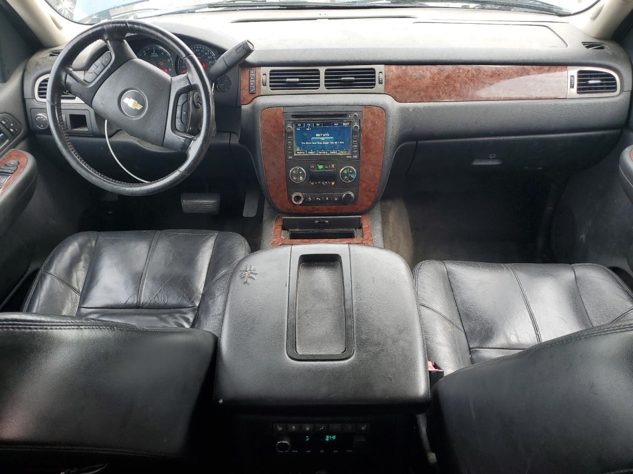 2008 CHEVROLET Suburban