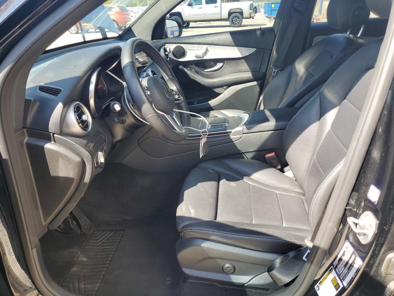 2021 MERCEDES-BENZ GLC-Class