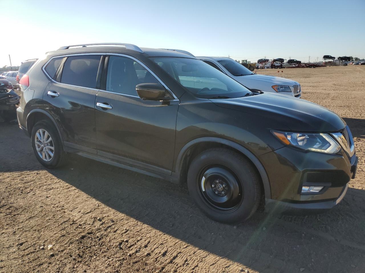 2017 NISSAN ROGUE