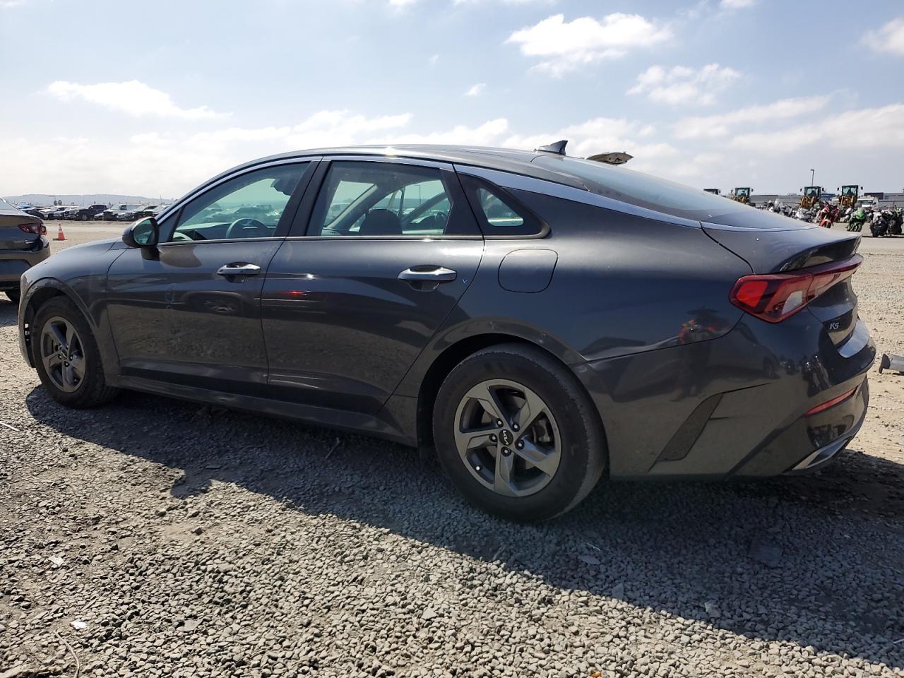 2022 KIA K5