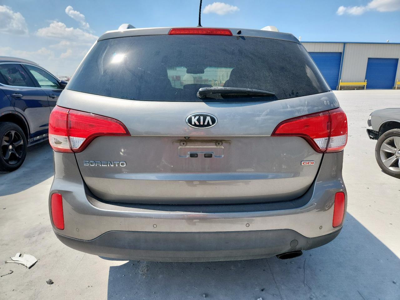 2015 KIA SORENTO