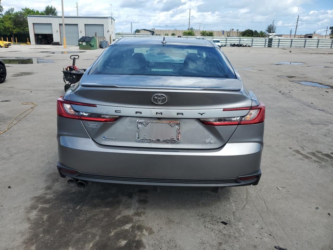 2025 TOYOTA CAMRY