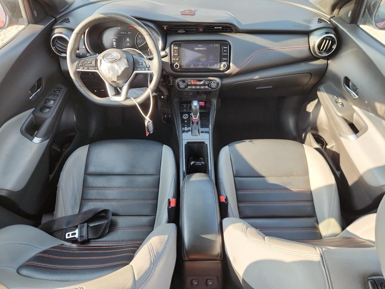 2021 NISSAN KICKS