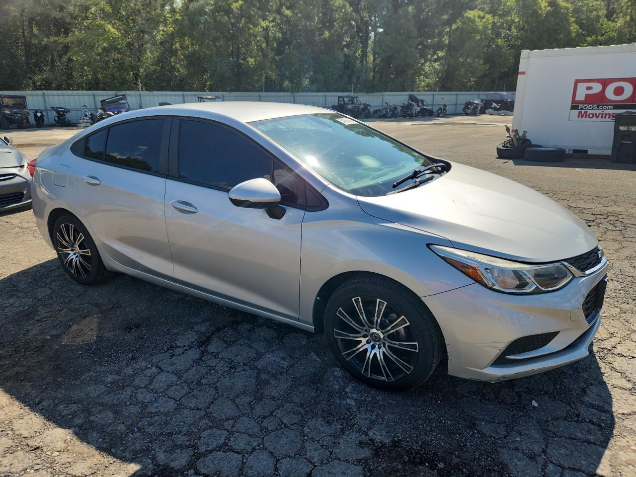 2017 CHEVROLET CRUZE