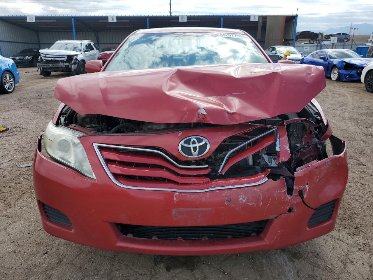 2011 TOYOTA CAMRY