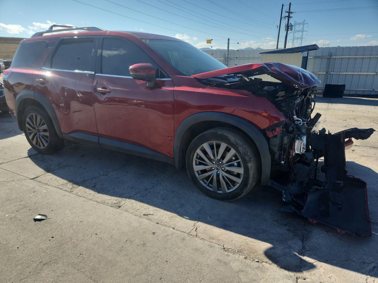2022 NISSAN PATHFINDER