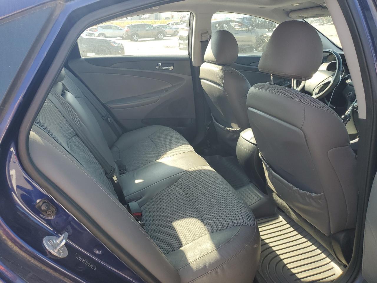 2012 HYUNDAI SONATA