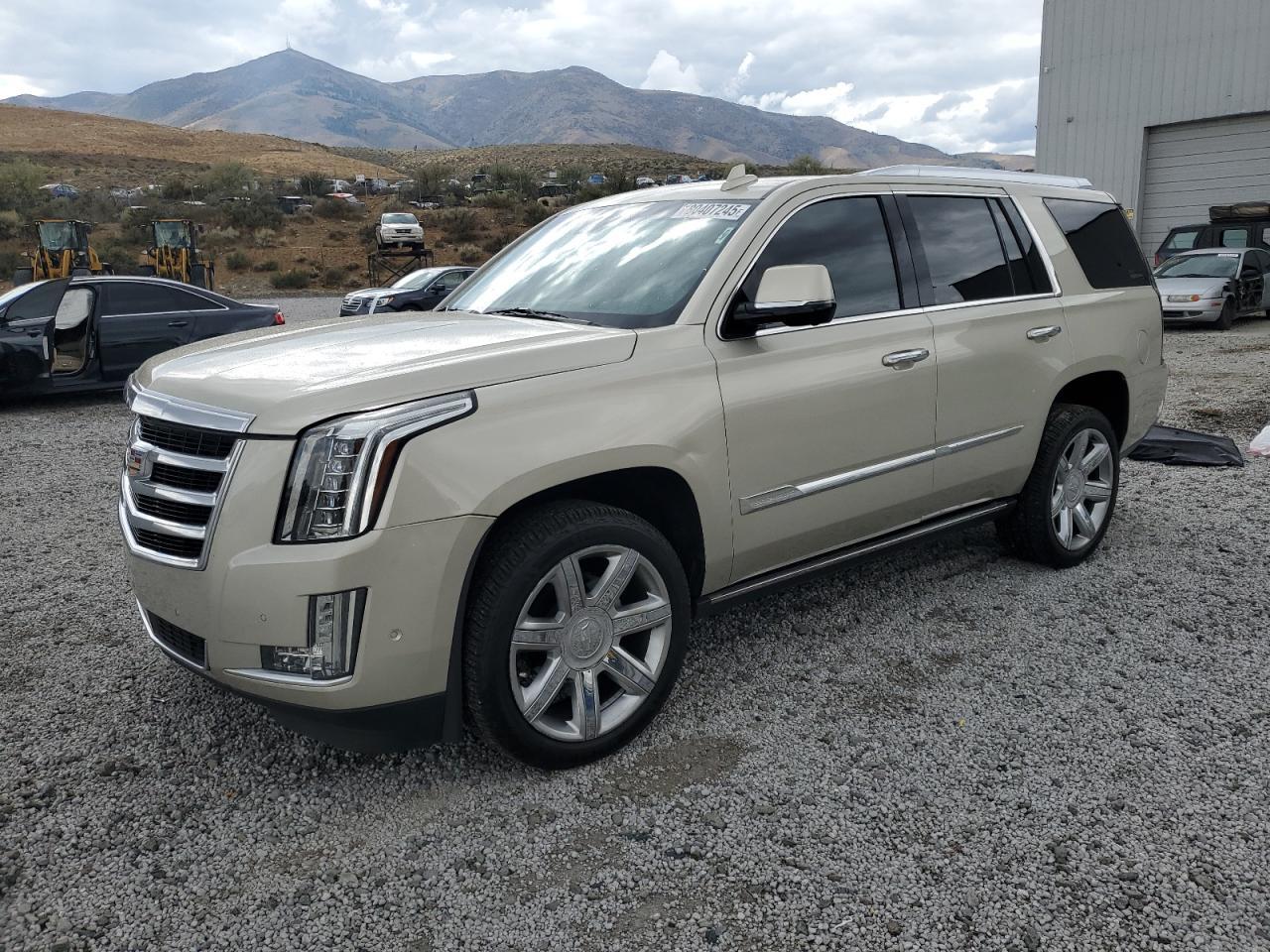 2017 CADILLAC ESCALADE