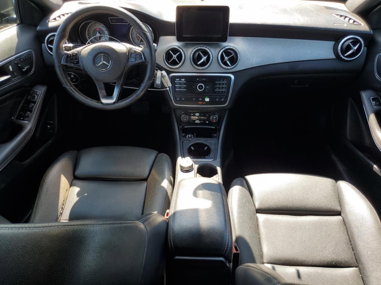 2016 MERCEDES-BENZ GLA-Class