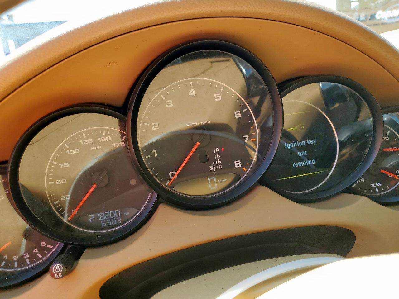 2012 PORSCHE CAYENNE