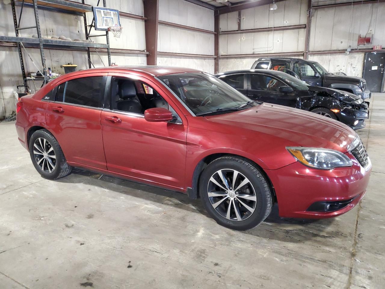 2011 CHRYSLER 200