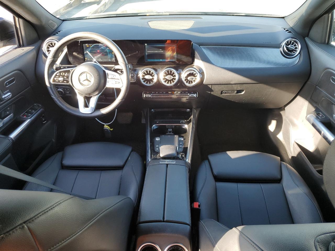 2021 MERCEDES-BENZ GLA-Class