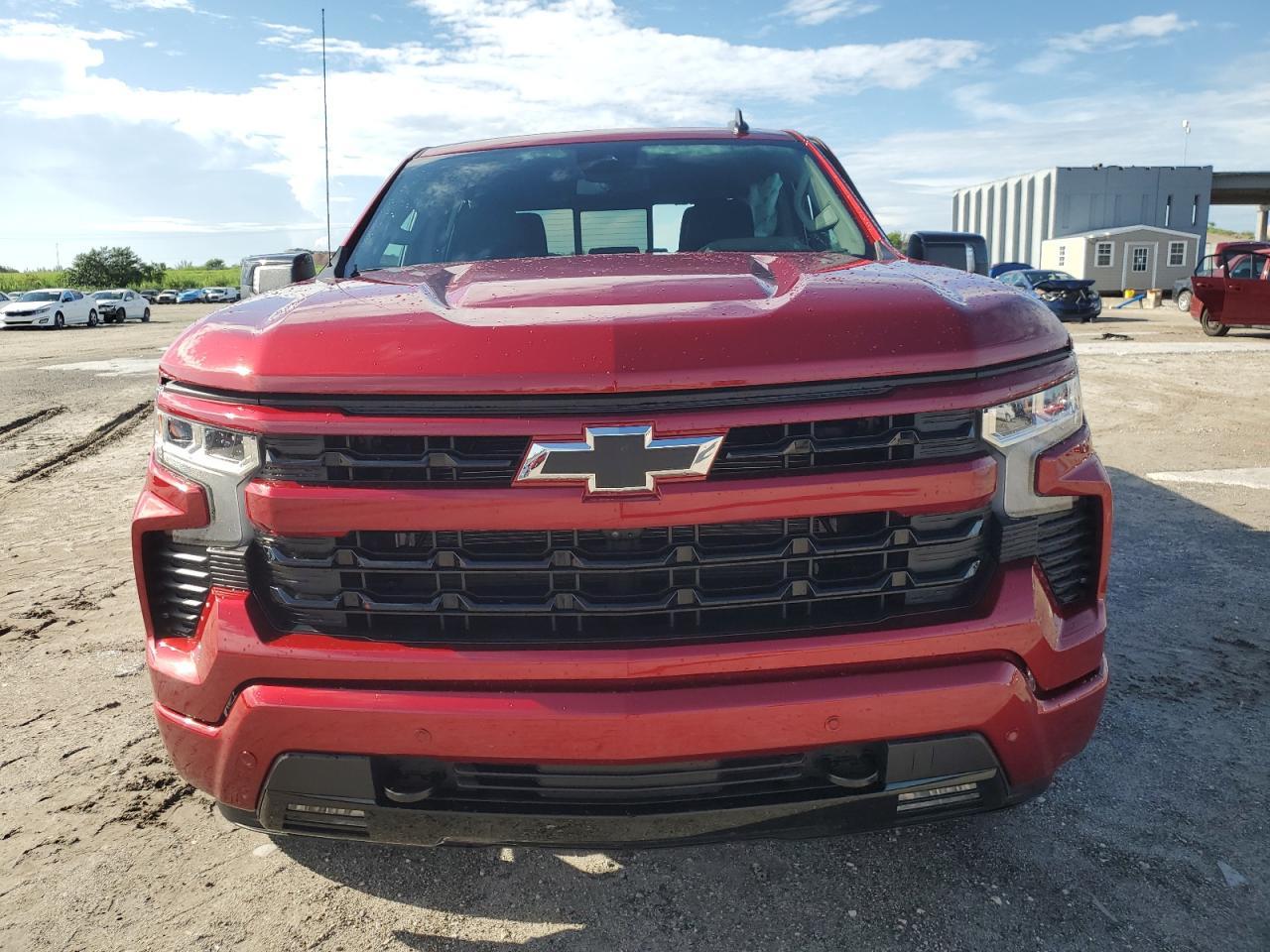 2025 CHEVROLET Silverado