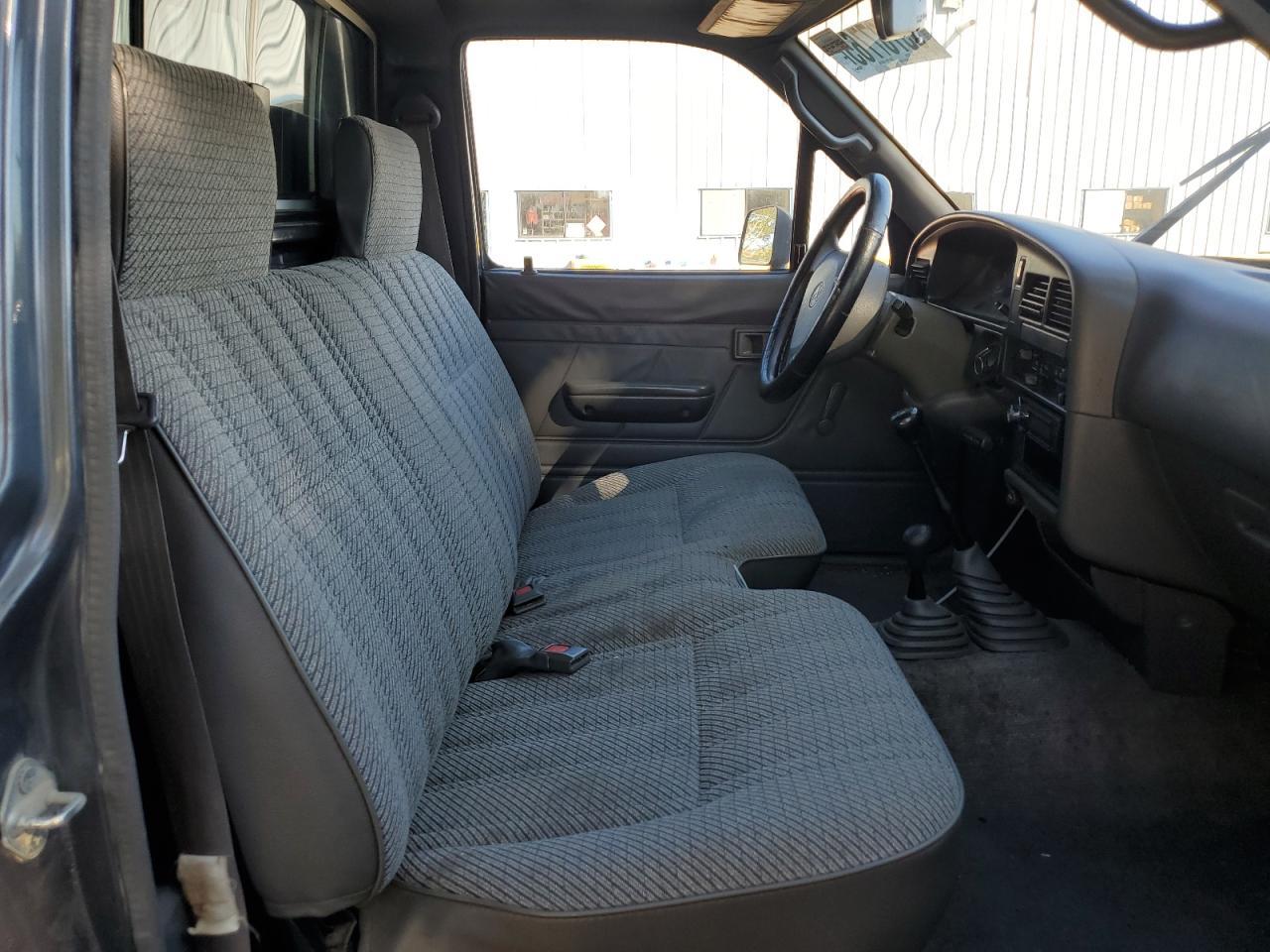 1992 TOYOTA Pickup