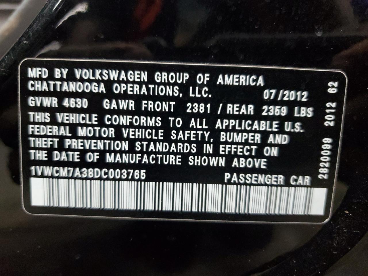 2013 VOLKSWAGEN Passat