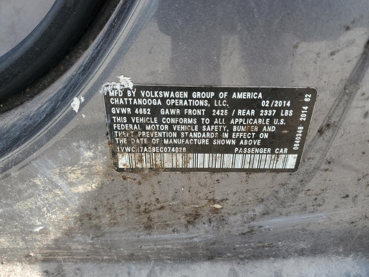 2014 VOLKSWAGEN Passat