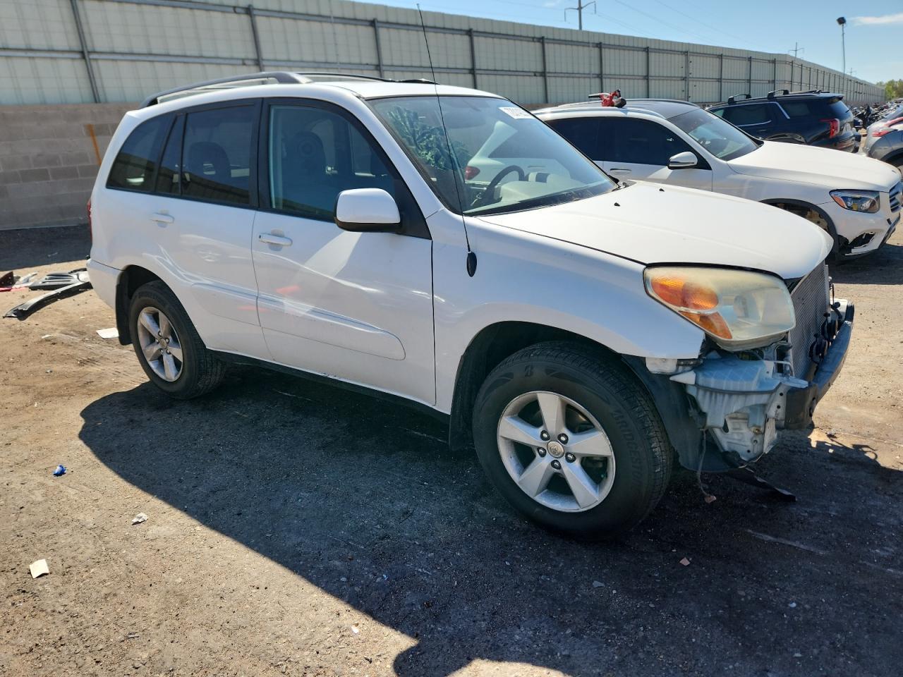 2004 TOYOTA RAV4