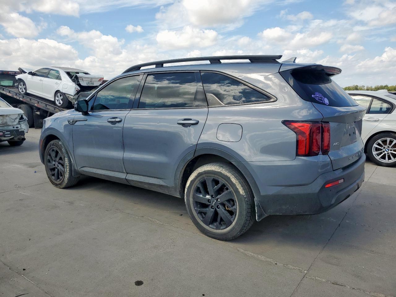 2022 KIA SORENTO