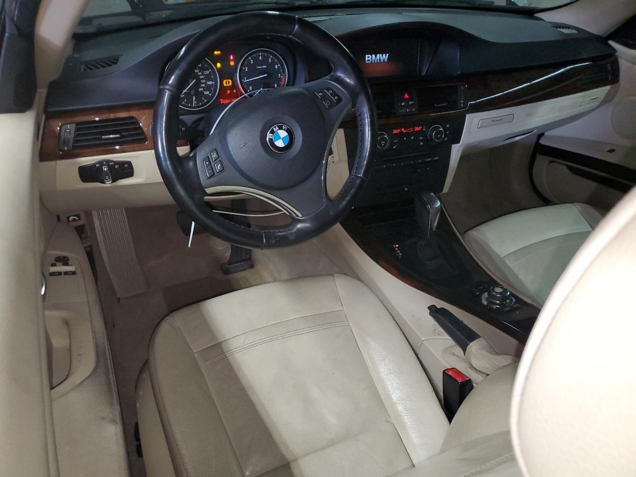 2011 BMW 3 SERIES