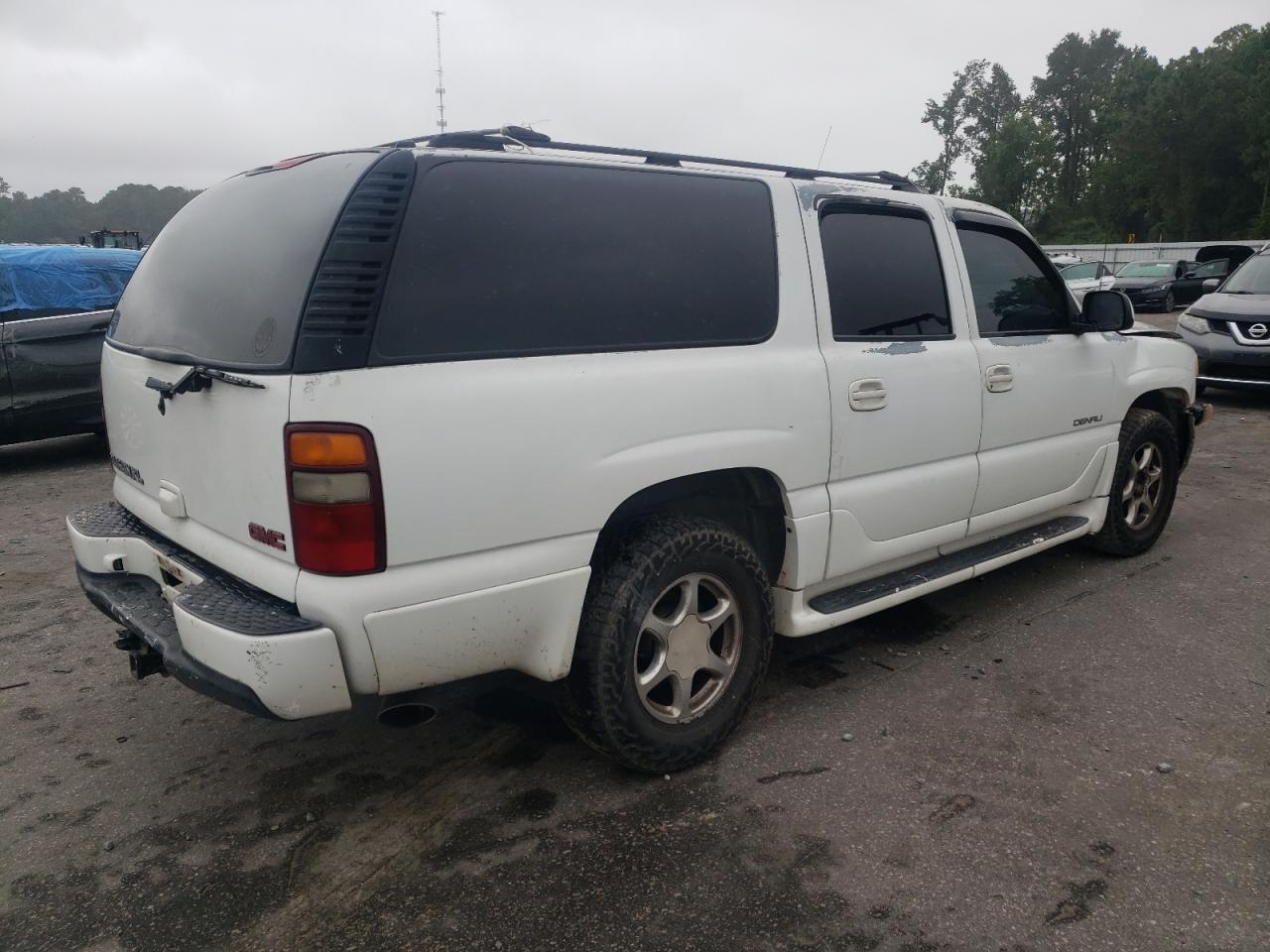 2002 GMC Denali