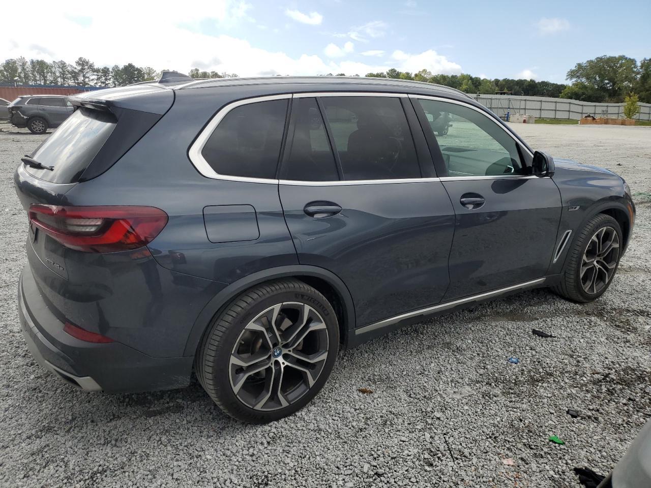 2022 BMW X5