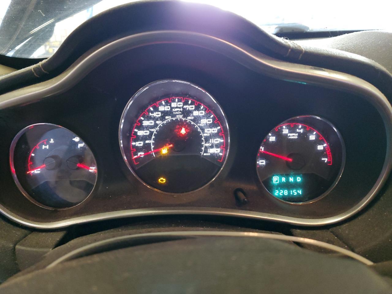 2013 DODGE Avenger