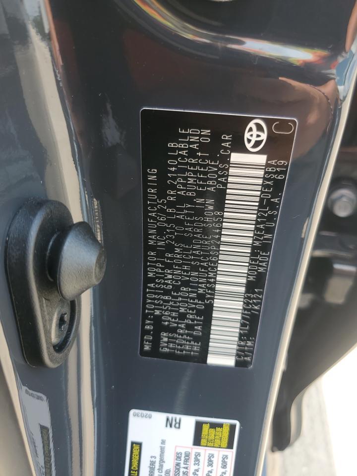 2025 TOYOTA COROLLA