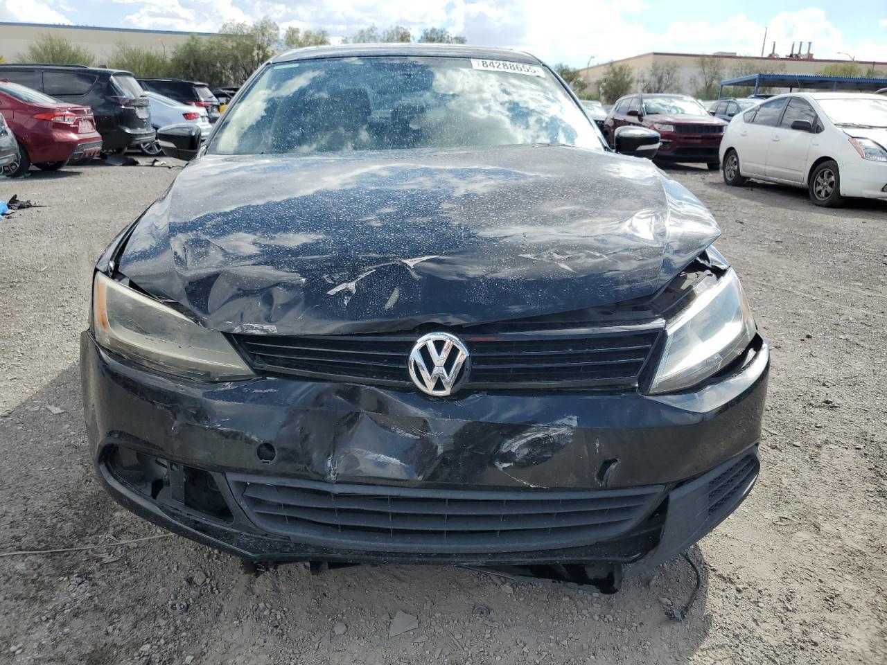 2012 VOLKSWAGEN JETTA
