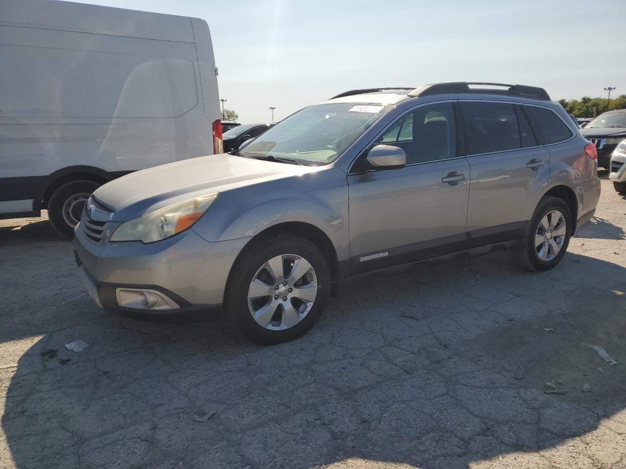 2010 SUBARU Outback