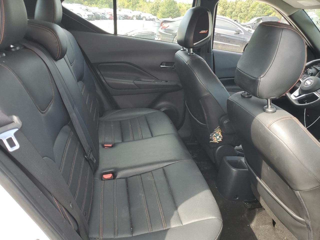 2019 NISSAN KICKS