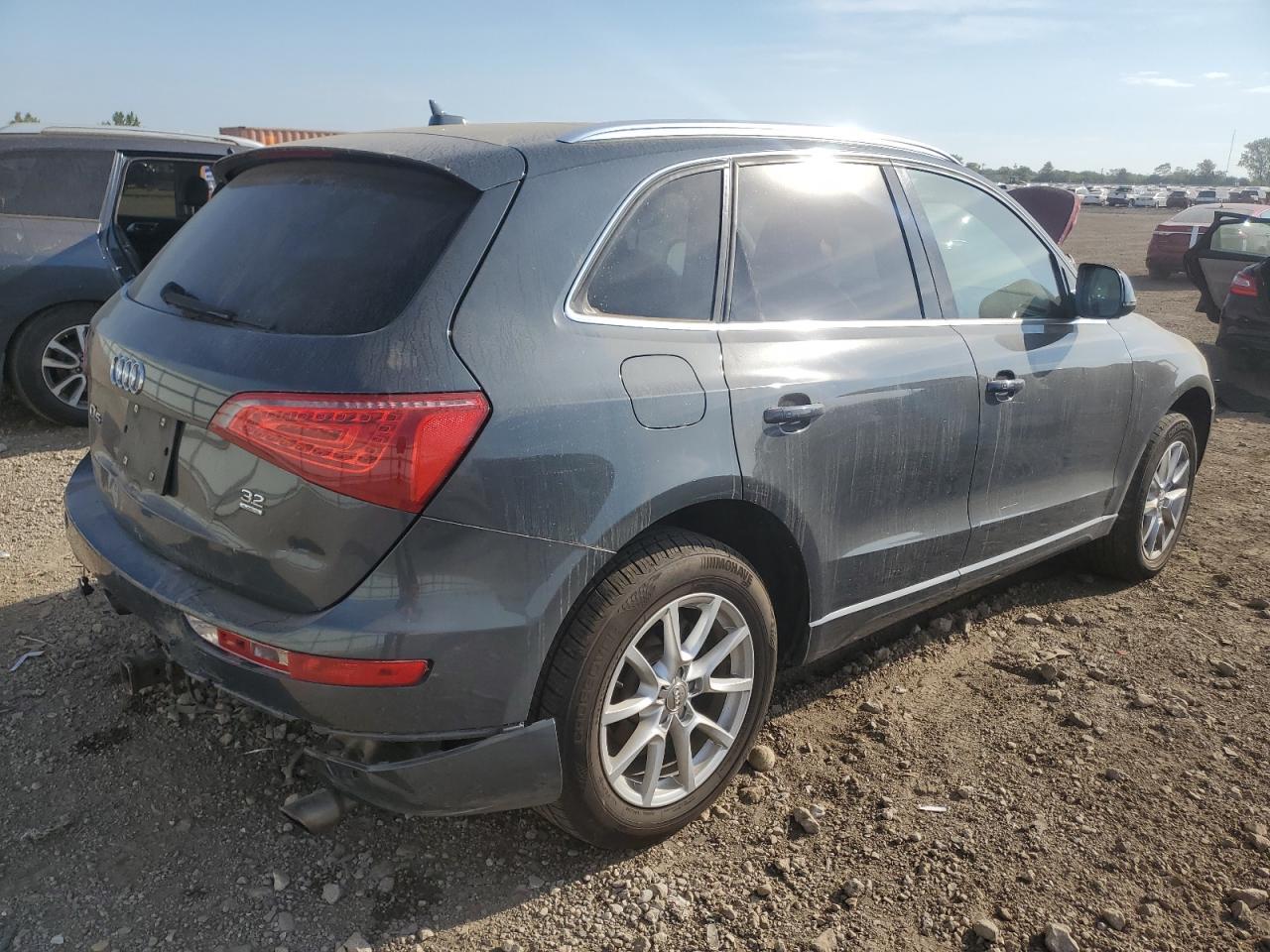 2010 AUDI Q5
