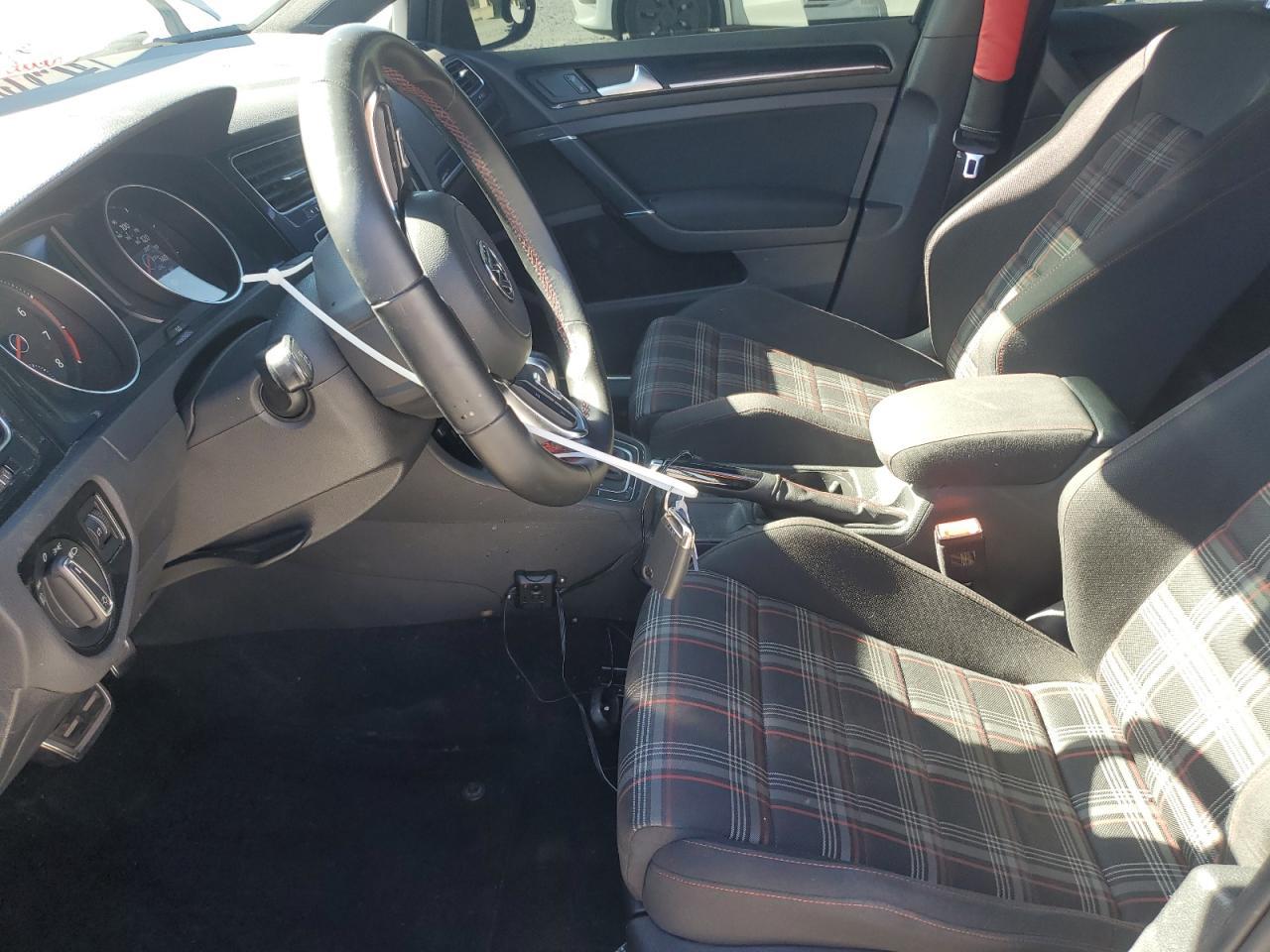 2017 VOLKSWAGEN GTI