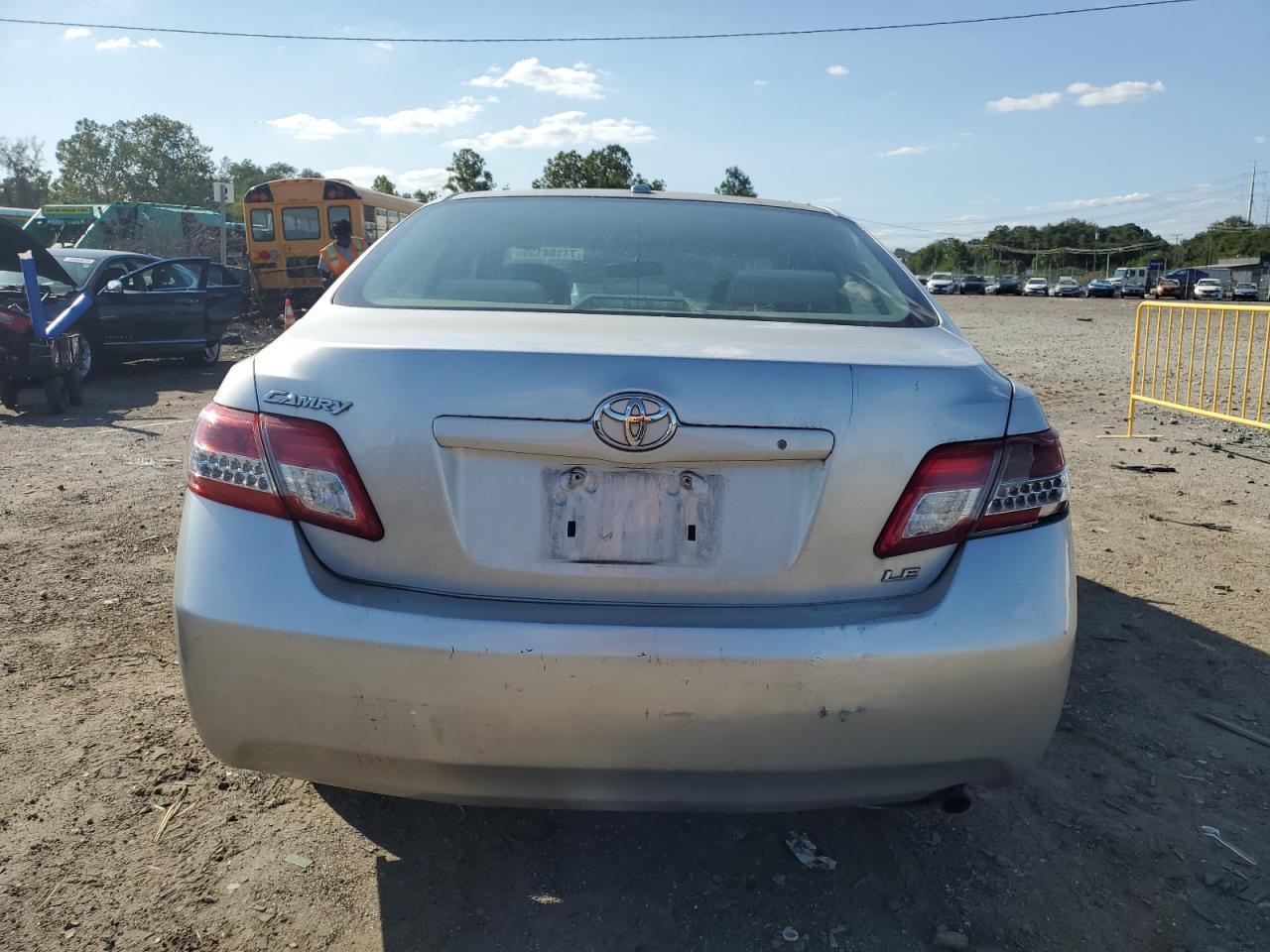 2010 TOYOTA CAMRY