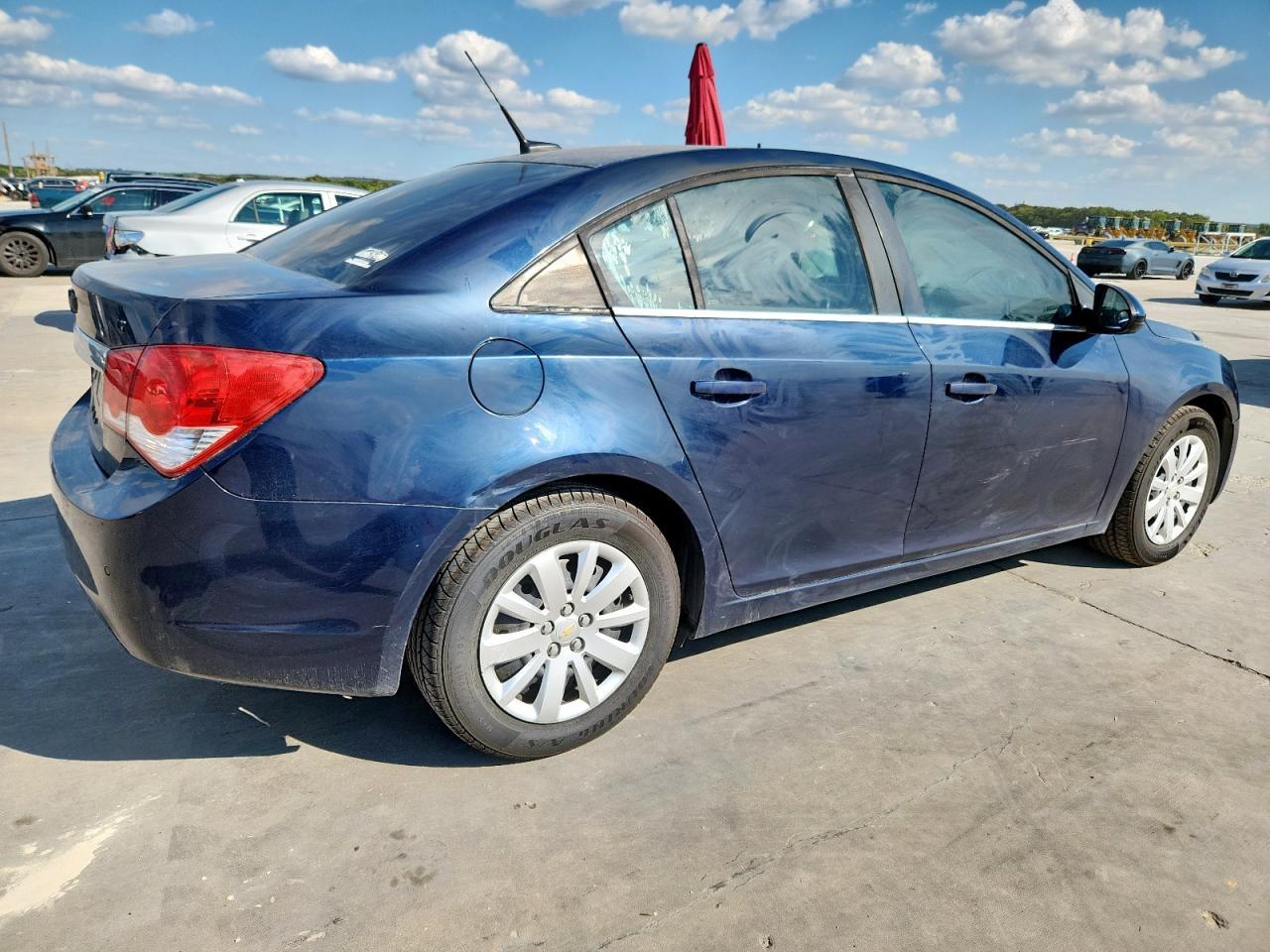 2011 CHEVROLET CRUZE