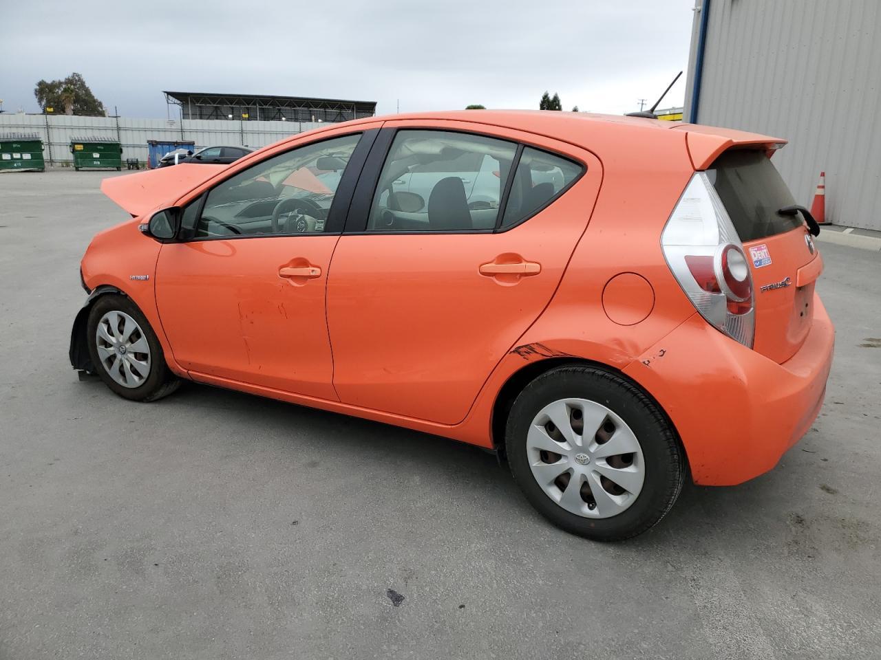 2013 TOYOTA Prius c