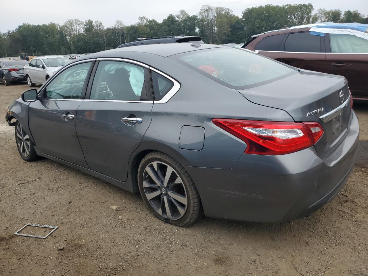 2017 NISSAN ALTIMA