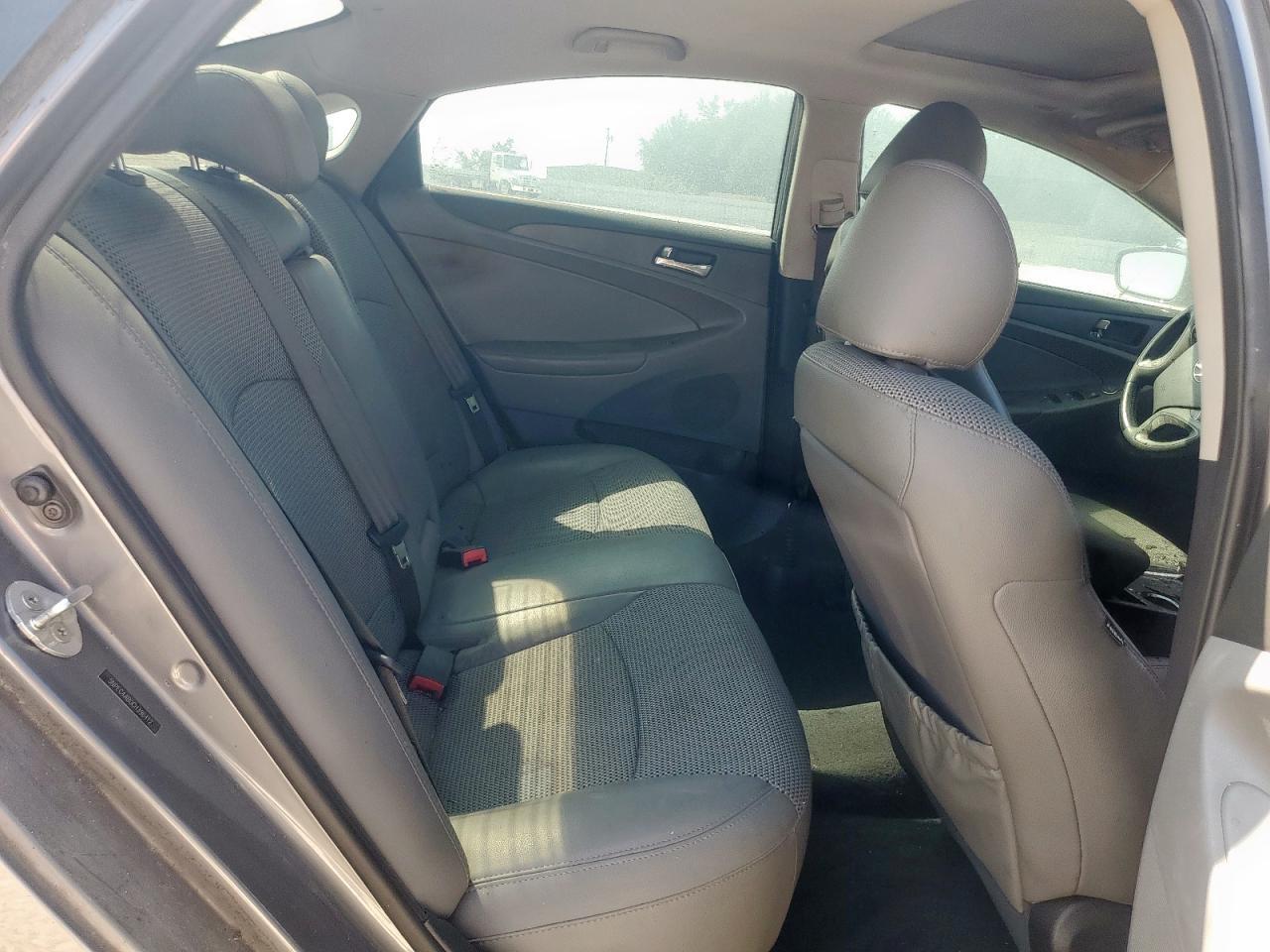 2012 HYUNDAI SONATA