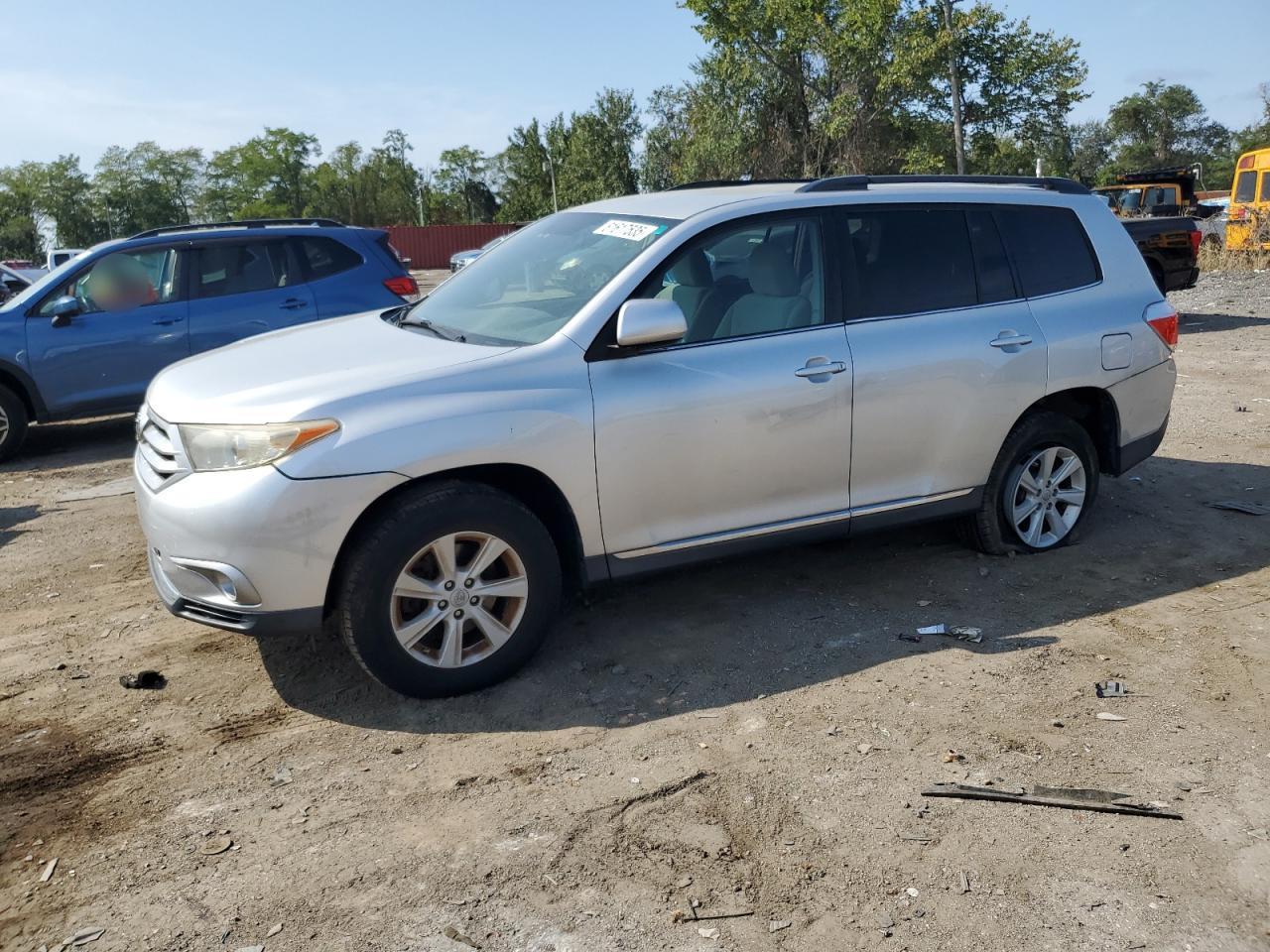 2013 TOYOTA HIGHLANDER