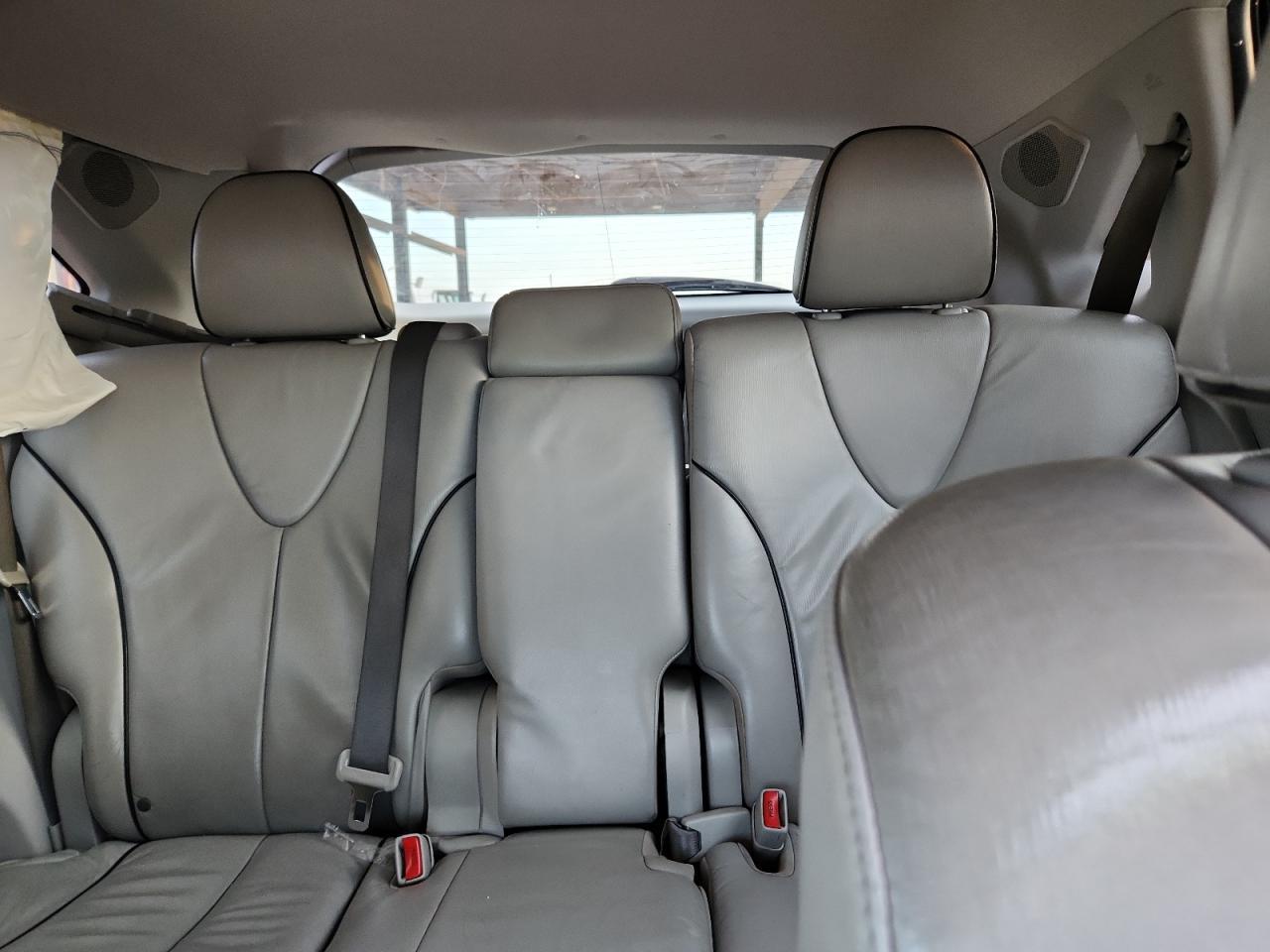 2011 TOYOTA VENZA