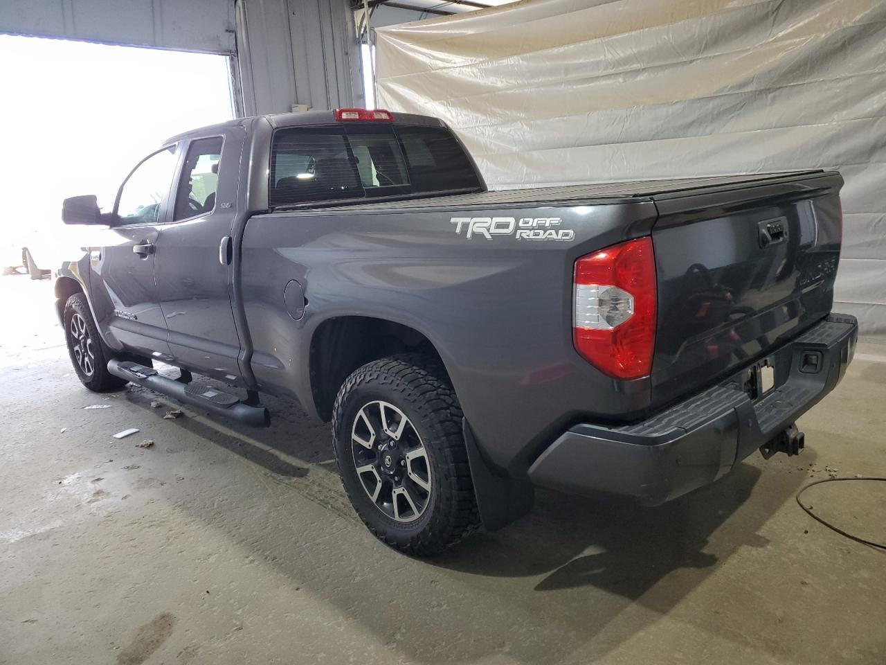 2016 TOYOTA TUNDRA