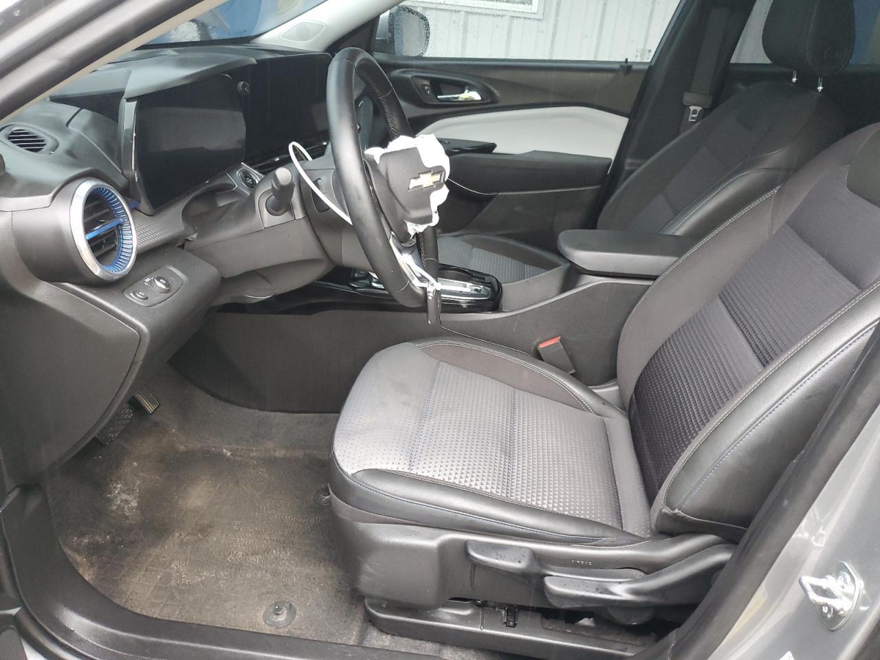 2025 CHEVROLET TRAX