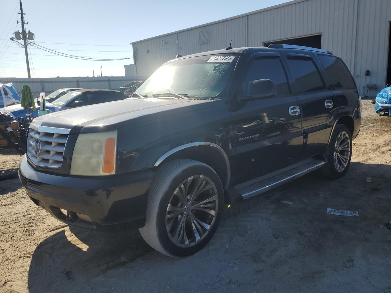 2005 CADILLAC ESCALADE