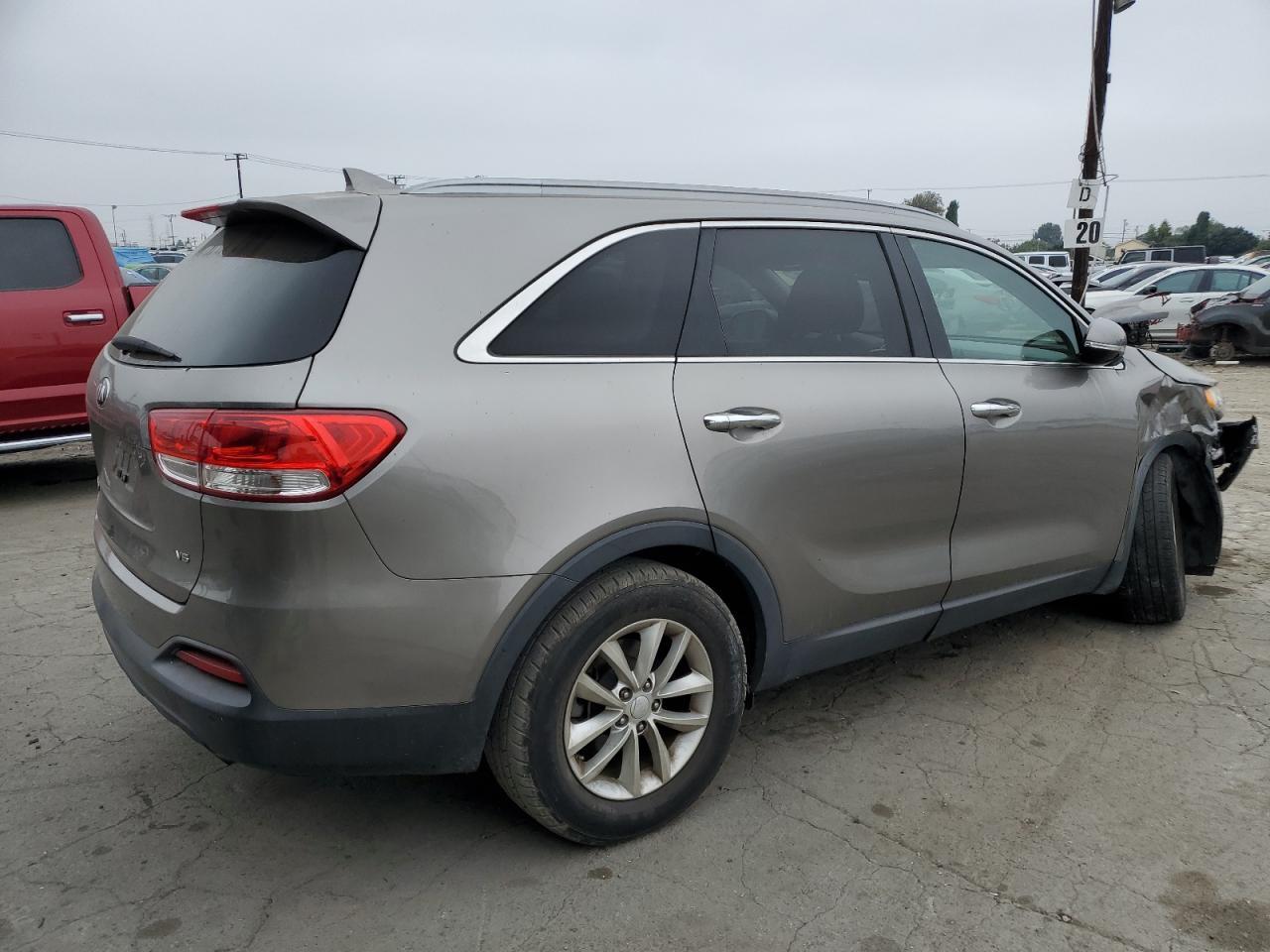 2016 KIA SORENTO