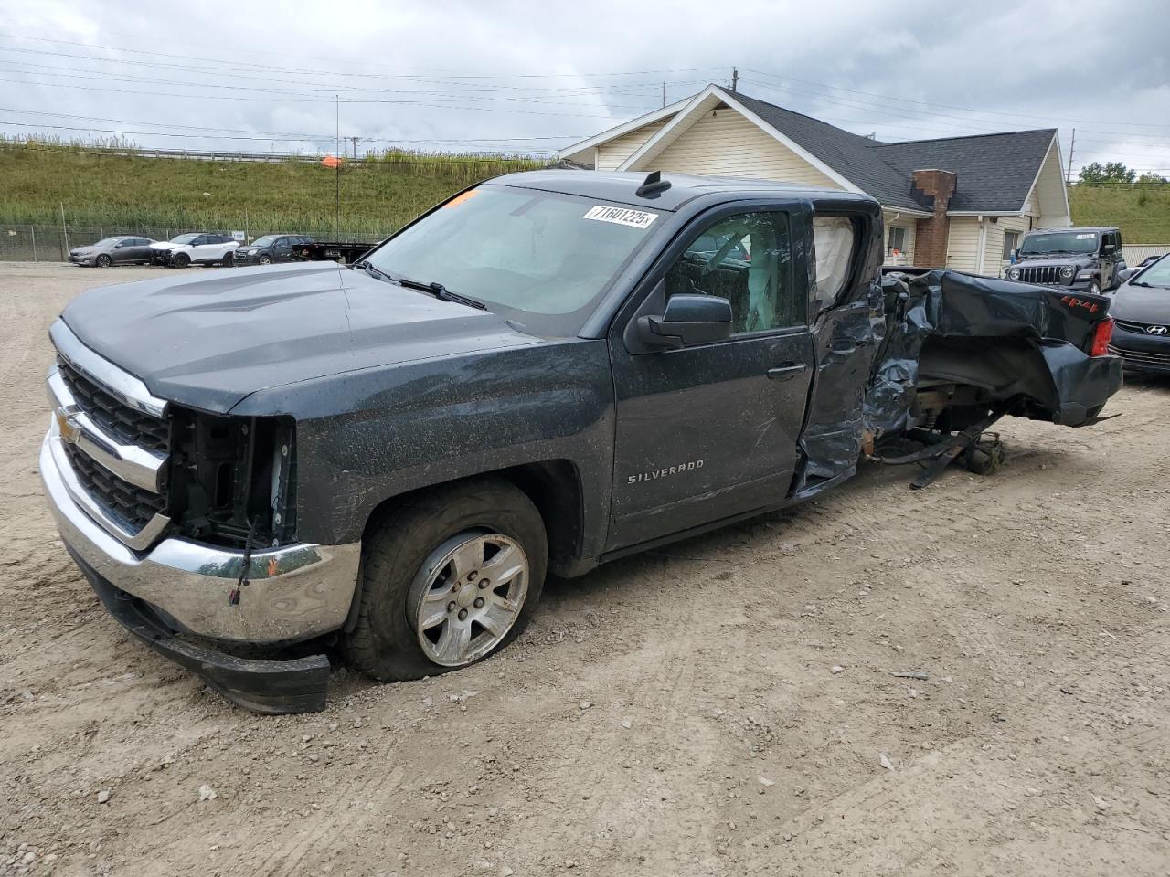2018 CHEVROLET Silverado