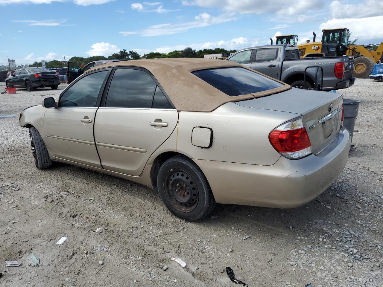 2005 TOYOTA CAMRY