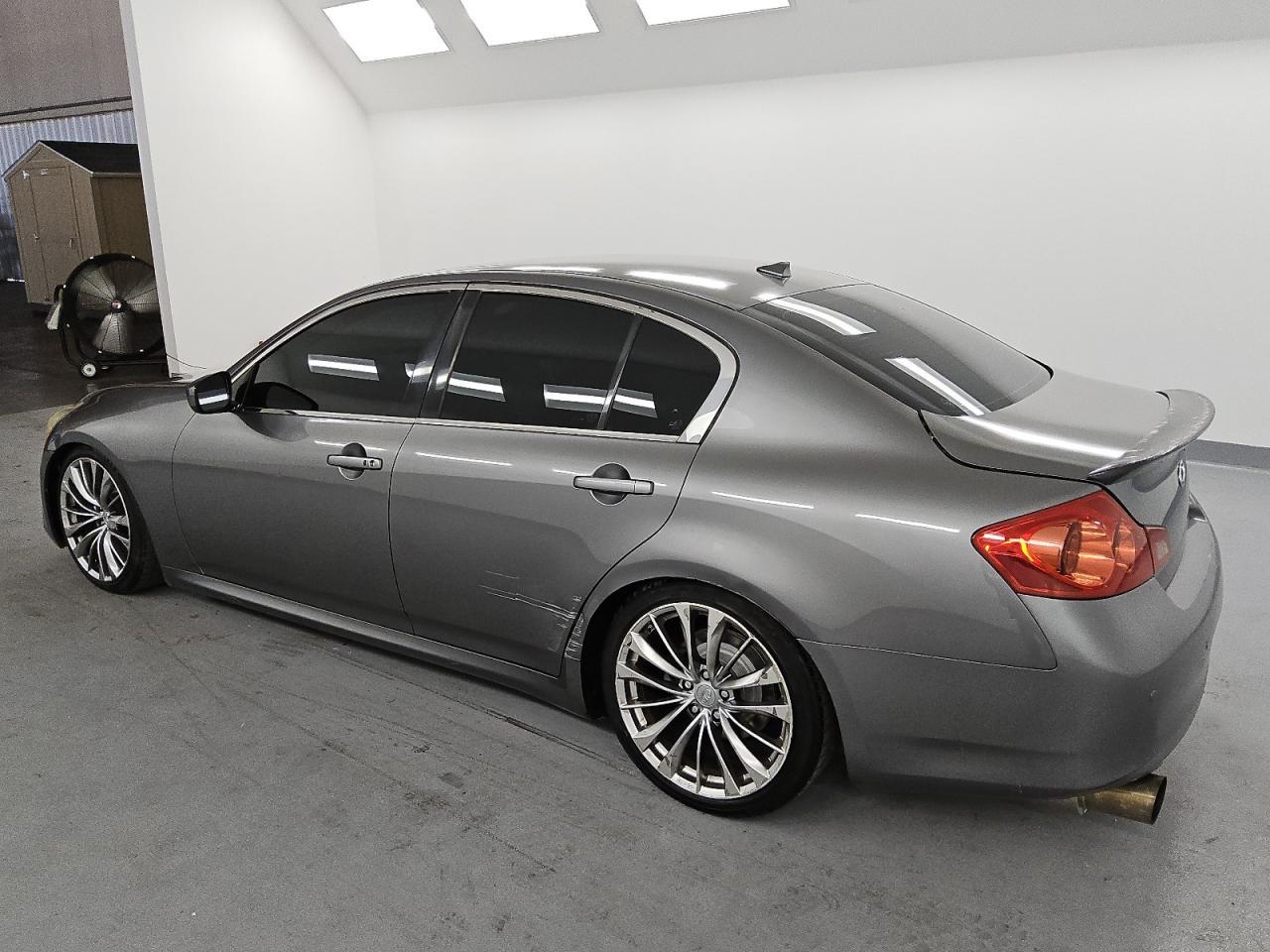 2012 INFINITI G37